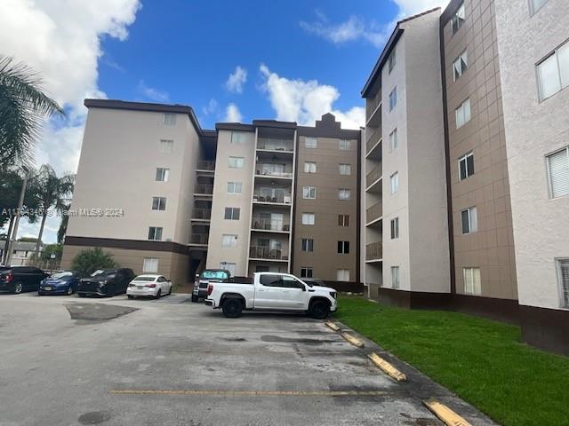 Rental Property at 15221 Sw 80th St 201, Miami, Broward County, Florida - Bedrooms: 3 
Bathrooms: 2  - $2,600 MO.