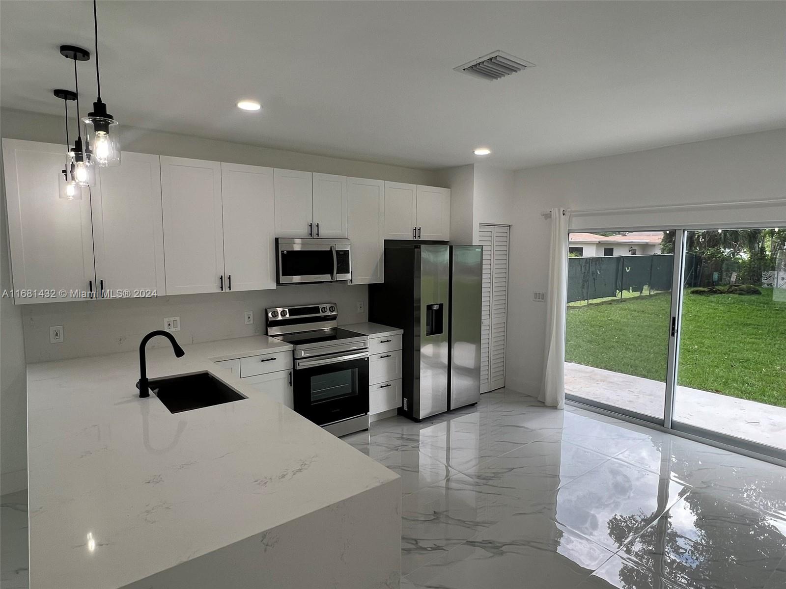 BRITAN ADD AMENDED PLAT - Residential