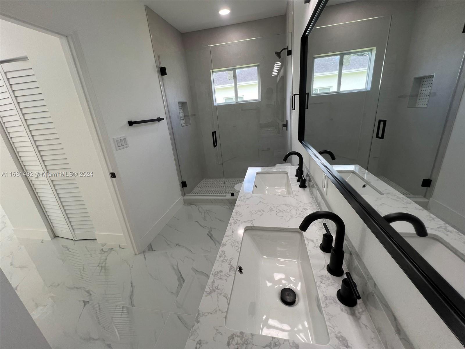 BRITAN ADD AMENDED PLAT - Residential