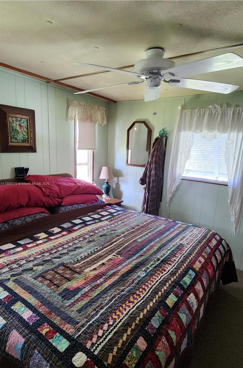 BOWDENS WATERFRONT LOTS - Residential