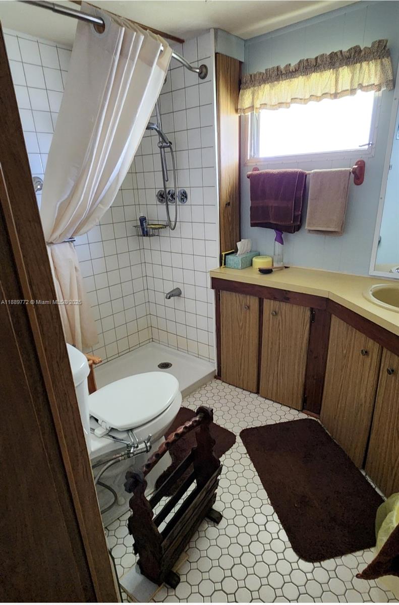 BOWDENS WATERFRONT LOTS - Residential