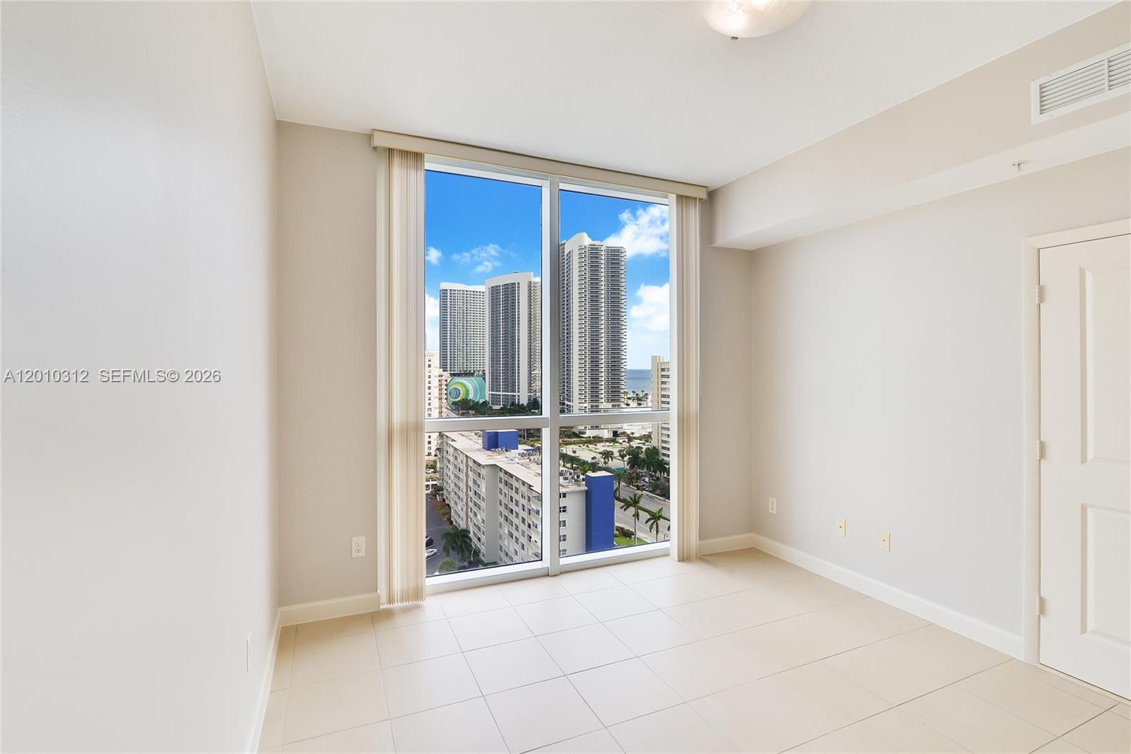 OCEAN MARINE YACHT CLUB C - Residential