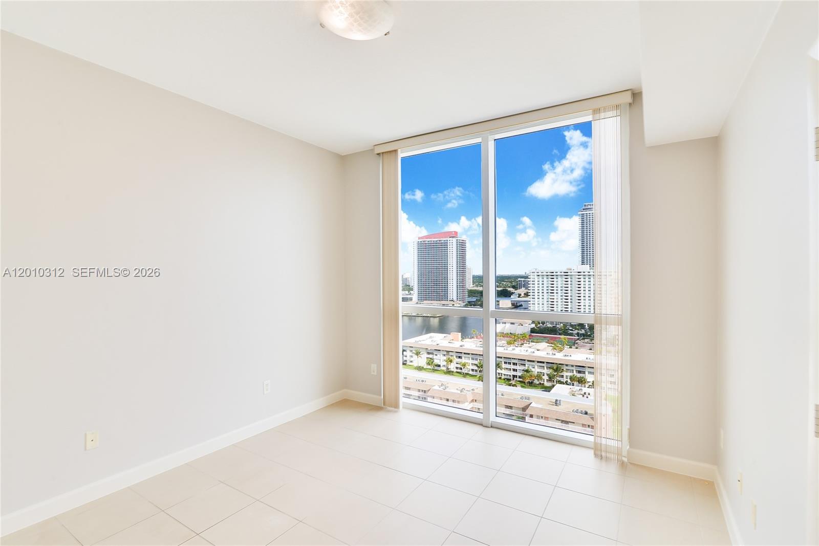 OCEAN MARINE YACHT CLUB C - Residential