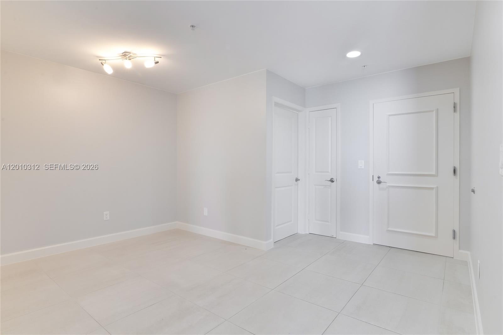 OCEAN MARINE YACHT CLUB C - Residential