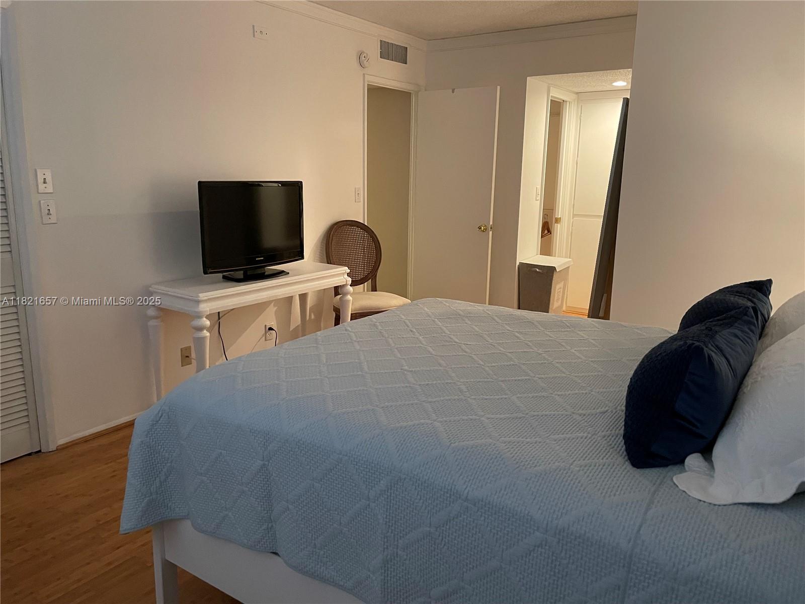 NO 7 PALM-AIRE COUNTRY CL - Residential