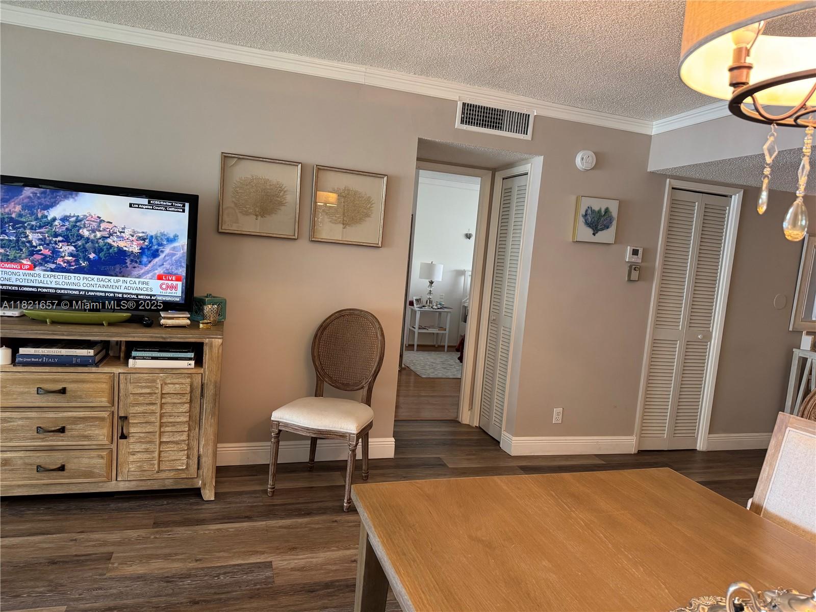 NO 7 PALM-AIRE COUNTRY CL - Residential