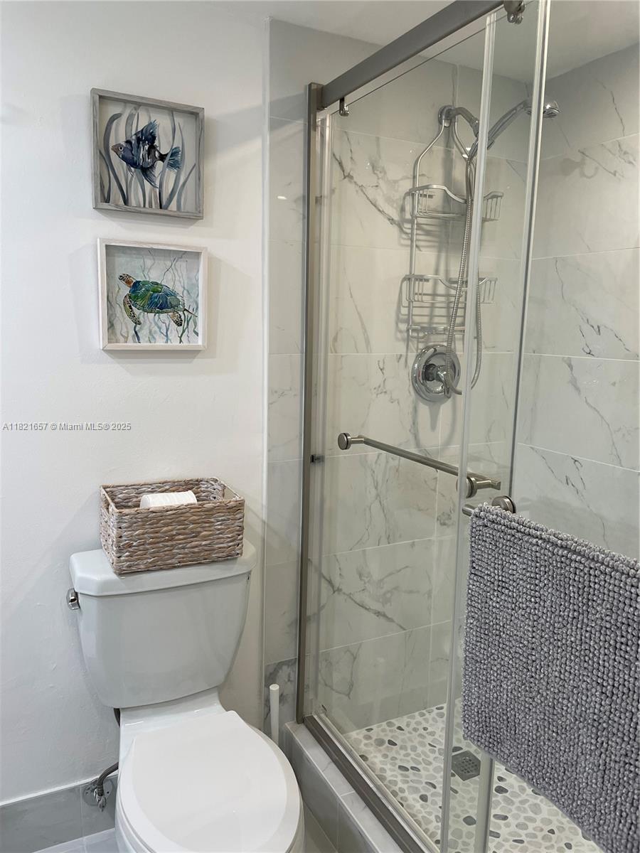 NO 7 PALM-AIRE COUNTRY CL - Residential