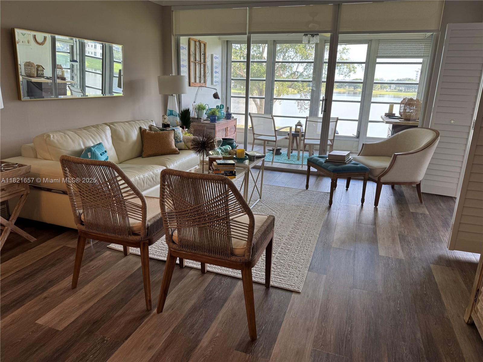 NO 7 PALM-AIRE COUNTRY CL - Residential