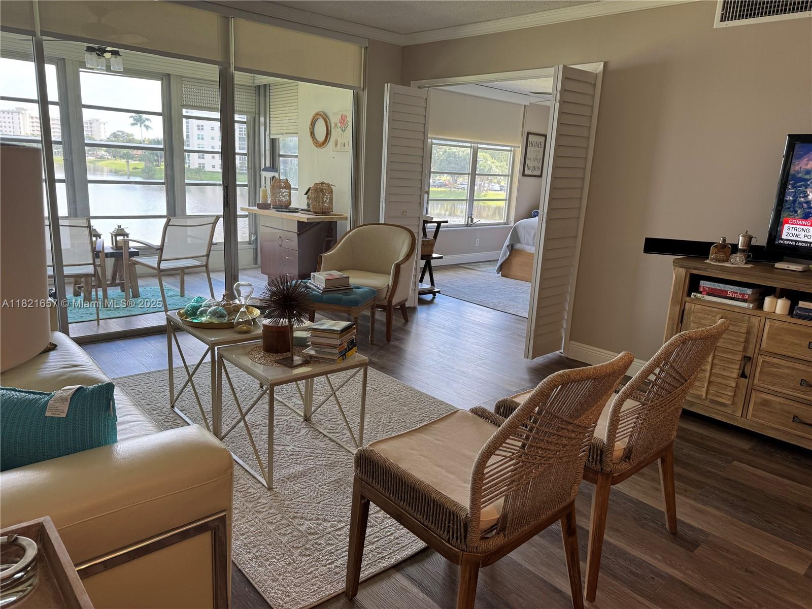 NO 7 PALM-AIRE COUNTRY CL - Residential