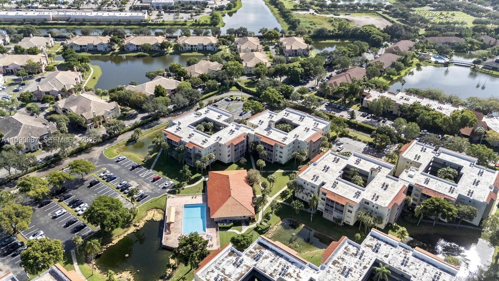 COURTYARDS OF BROWARD CON - Residential