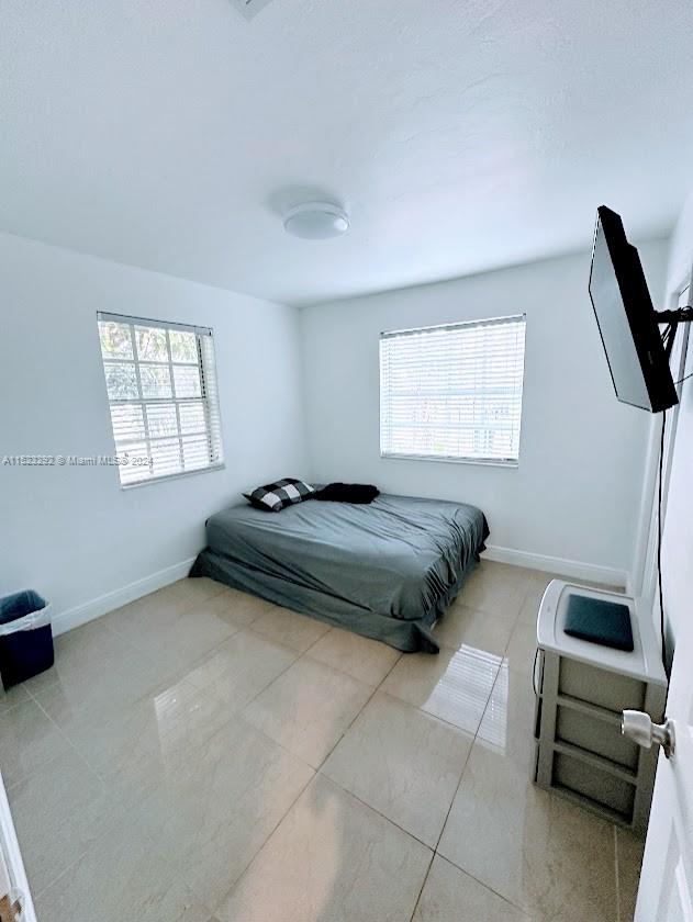 BISCAYNE VILLAGE HEIGHTS - Residential