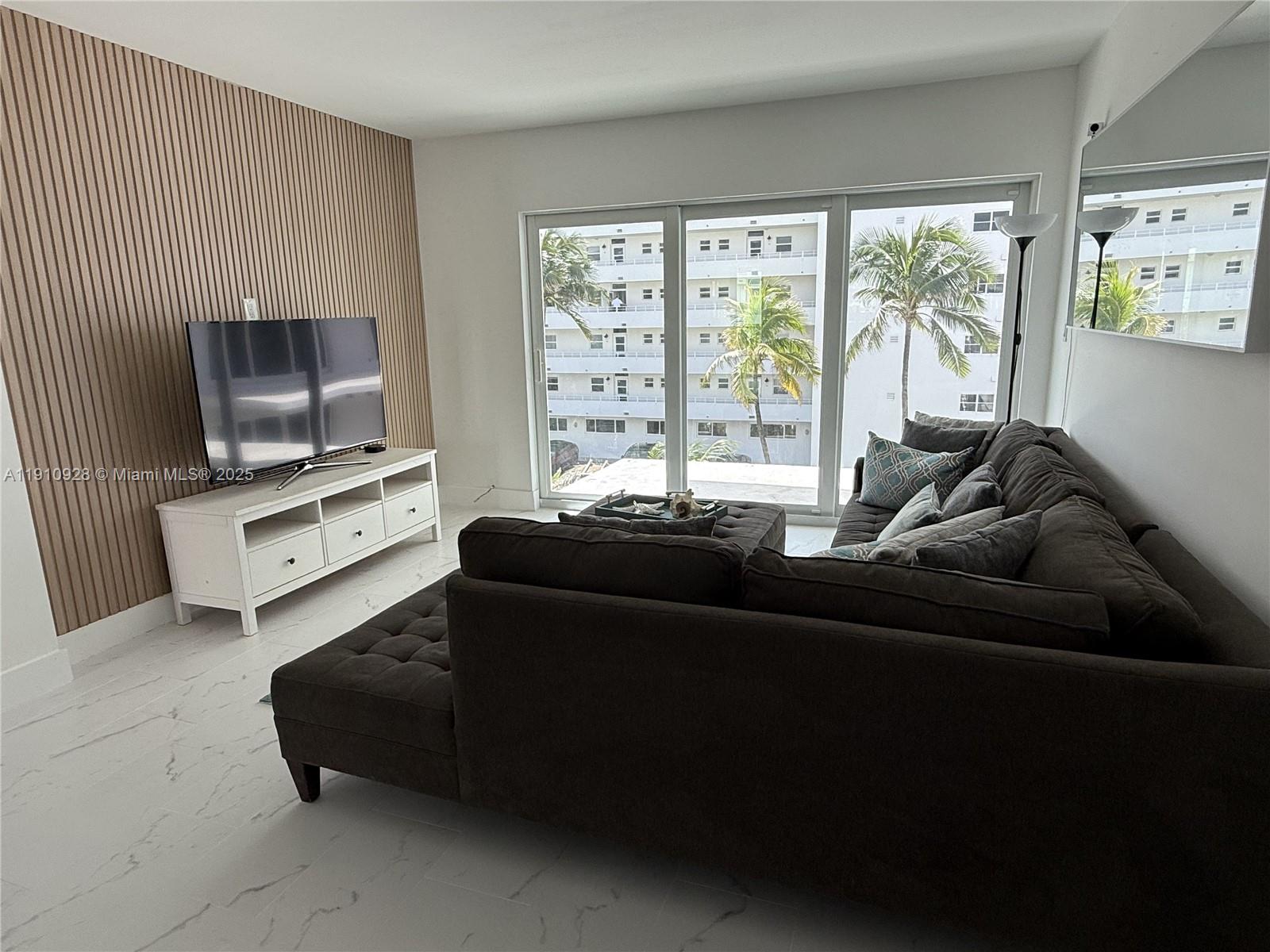 JADE BEACH VILLAS CONDO - Residential Lease