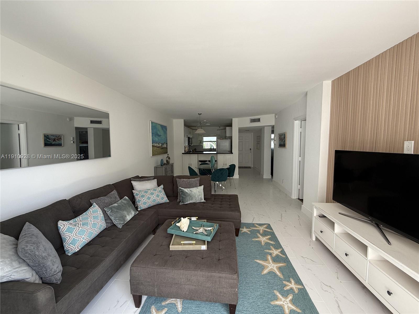 JADE BEACH VILLAS CONDO - Residential Lease