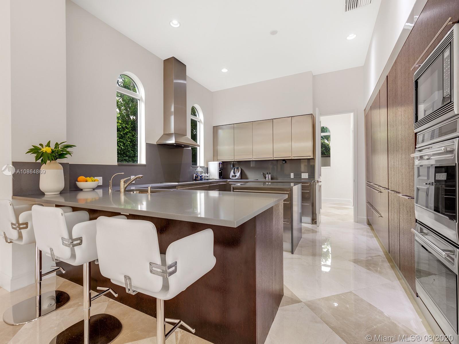 BAY HARBOR ISLAND - Residential