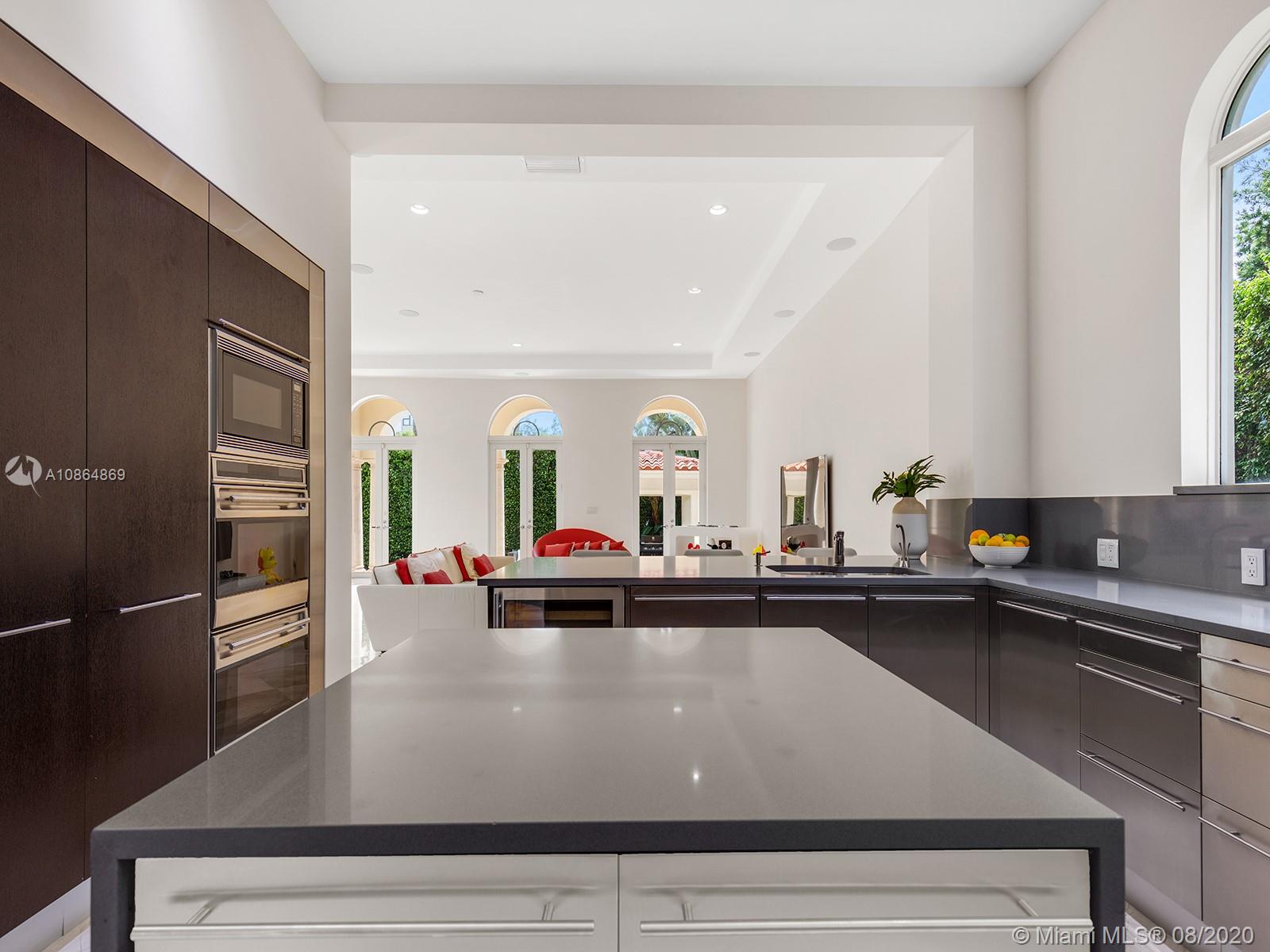 BAY HARBOR ISLAND - Residential