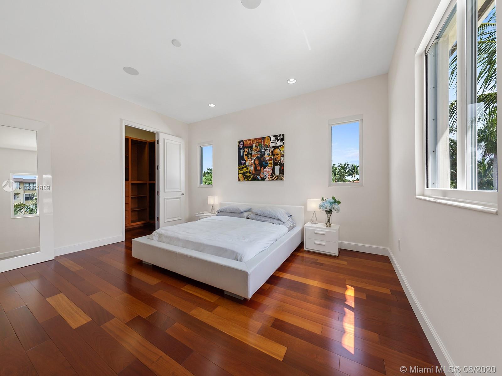 BAY HARBOR ISLAND - Residential