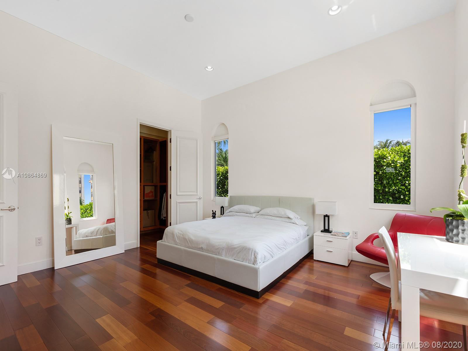 BAY HARBOR ISLAND - Residential