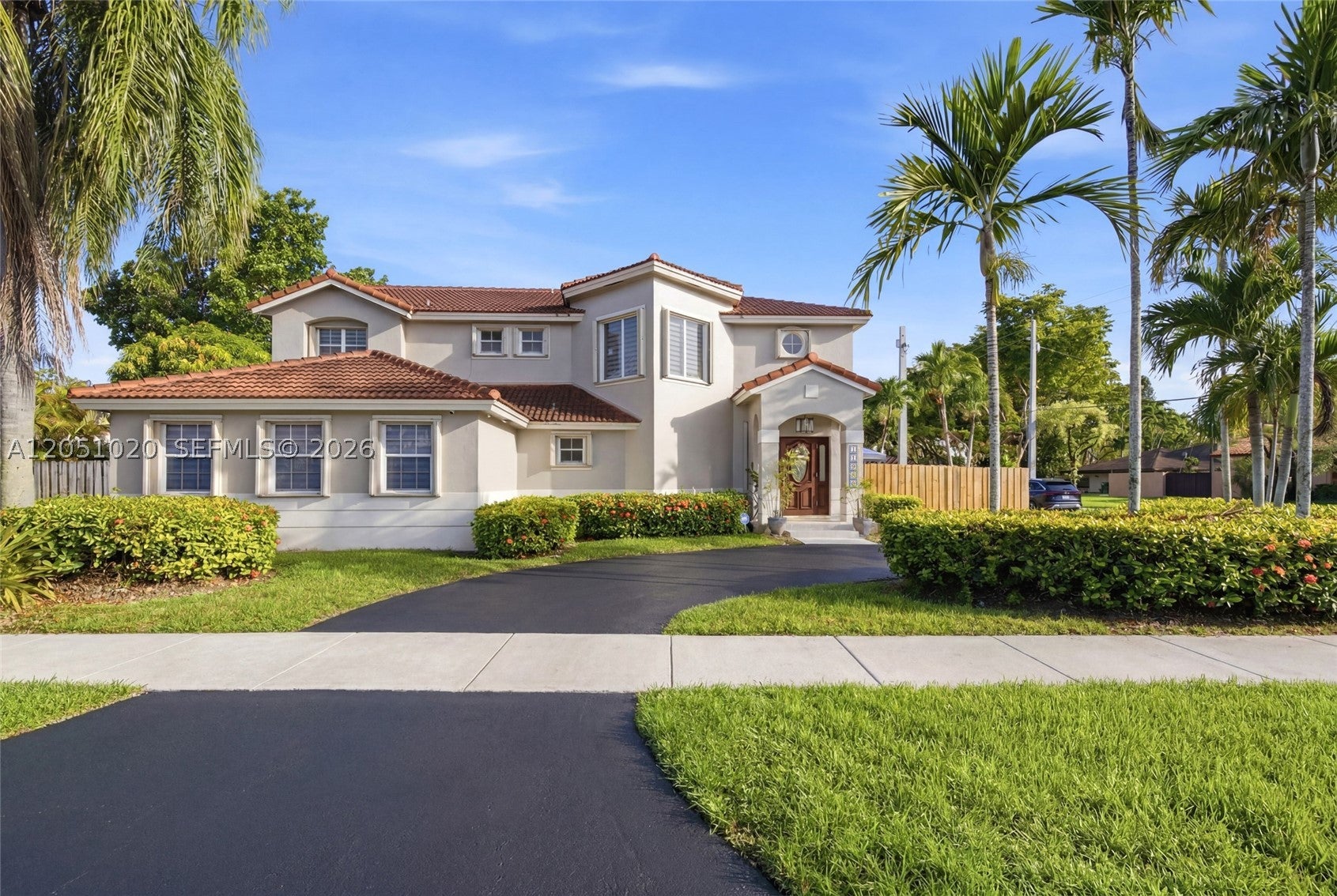 11980 SW 99th St, Miami FL 33186