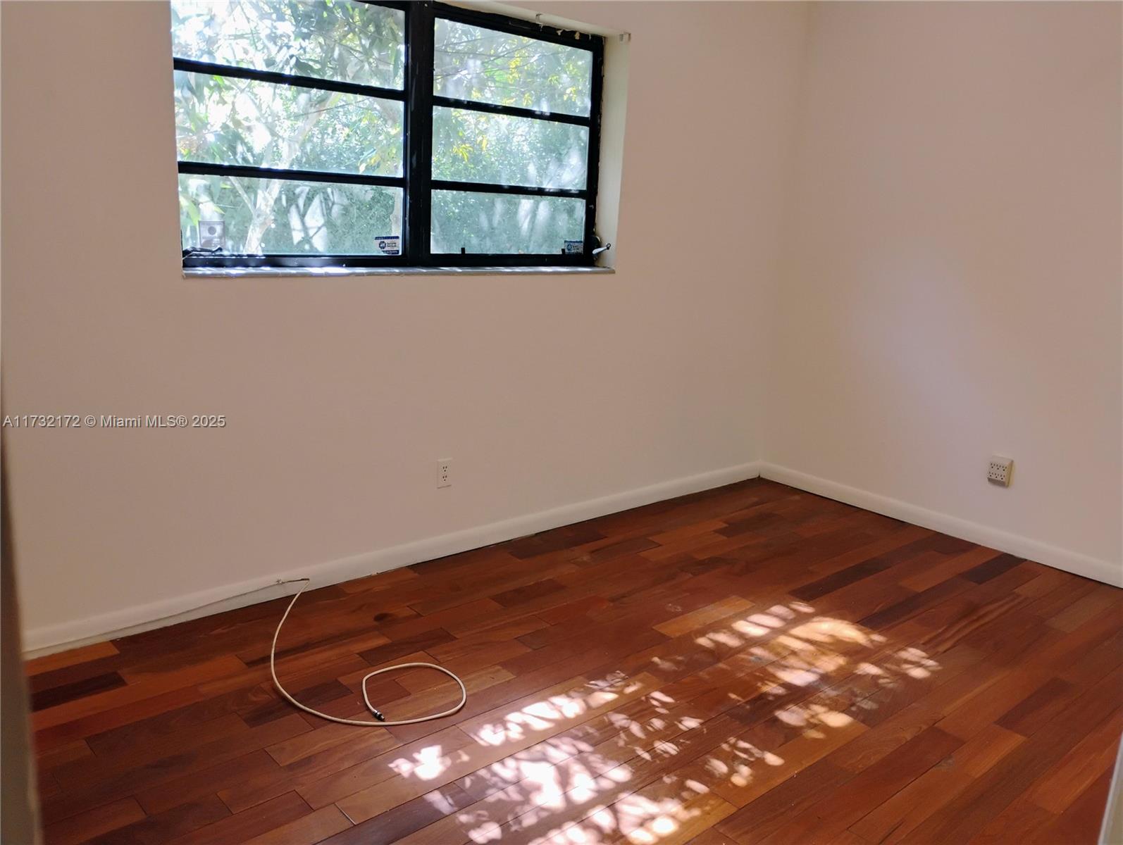 BREEZESWEPT ESTATES 1ST A - Residential Lease