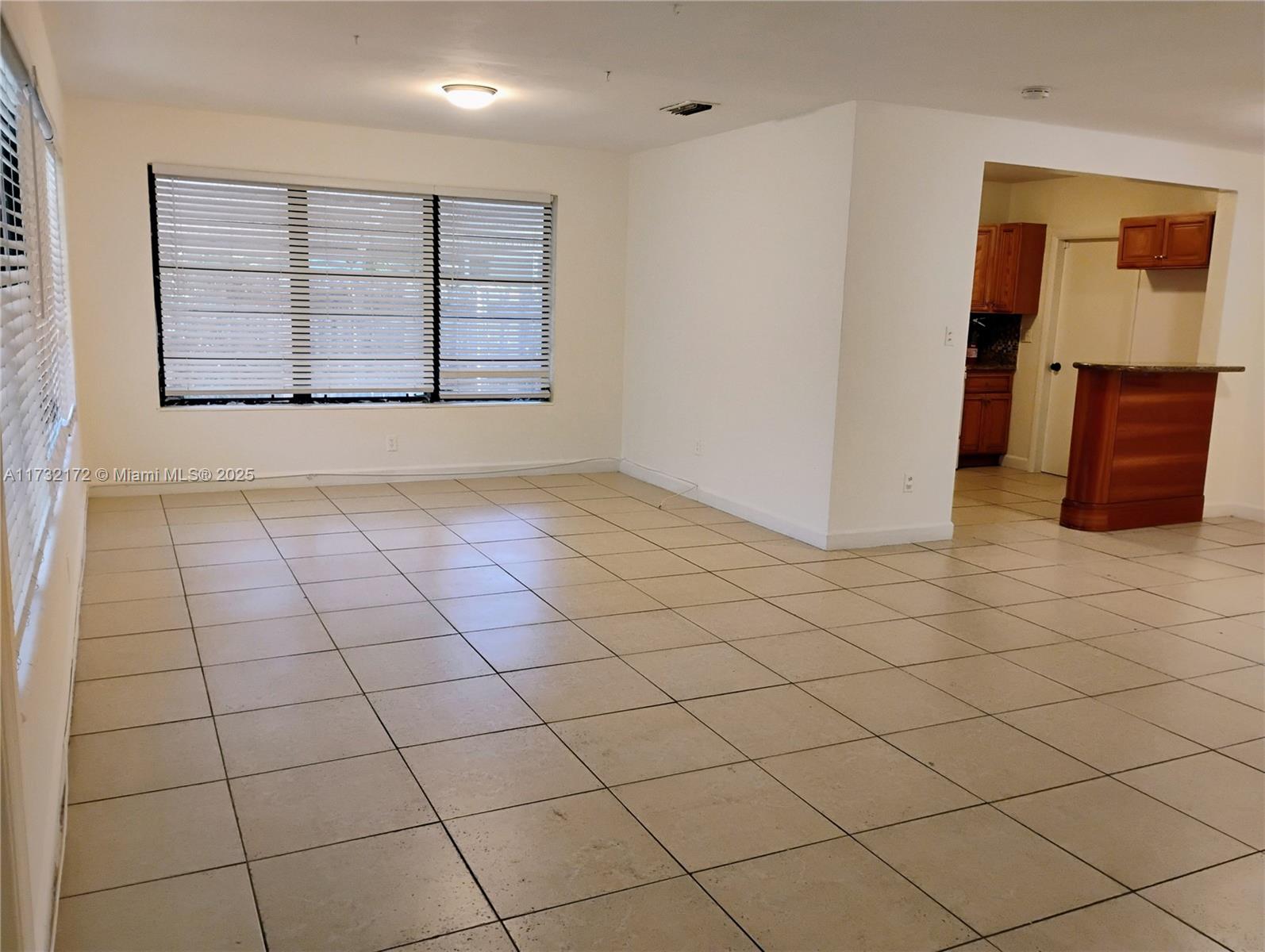 BREEZESWEPT ESTATES 1ST A - Residential Lease