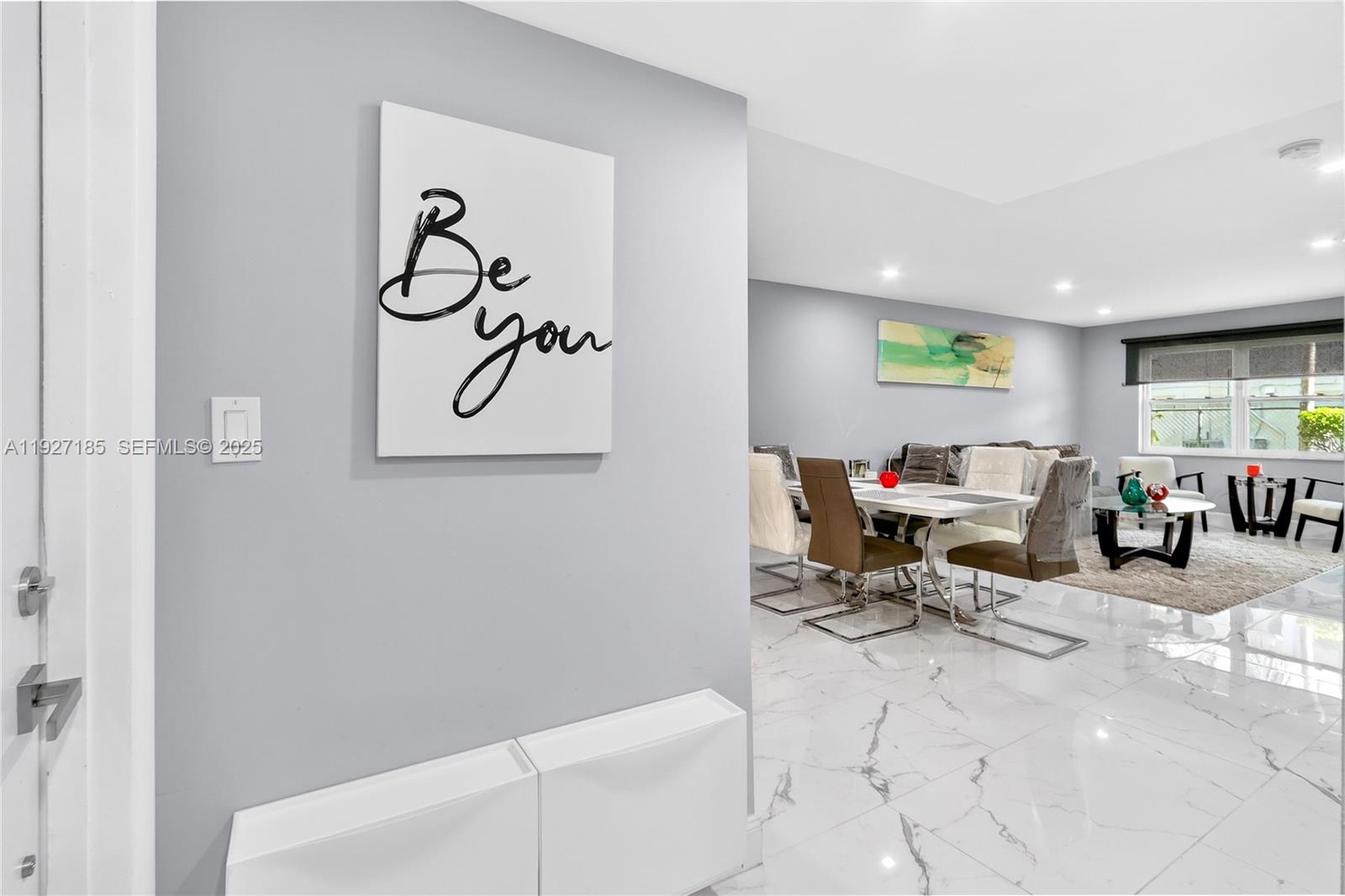 View photos, virtual tours, details... 410 SE 2nd St 111