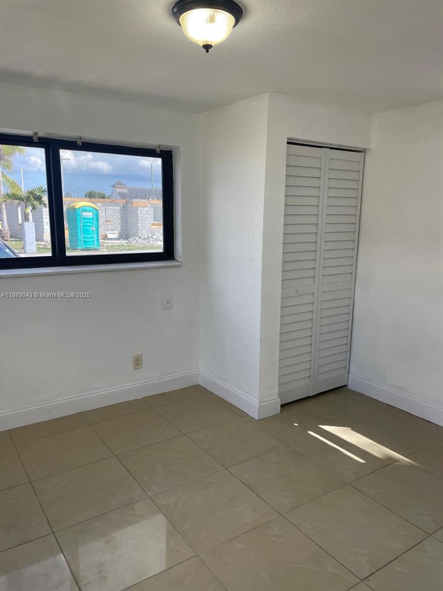 LINCOLN PARK ADD TO HOMES - Residential Lease
