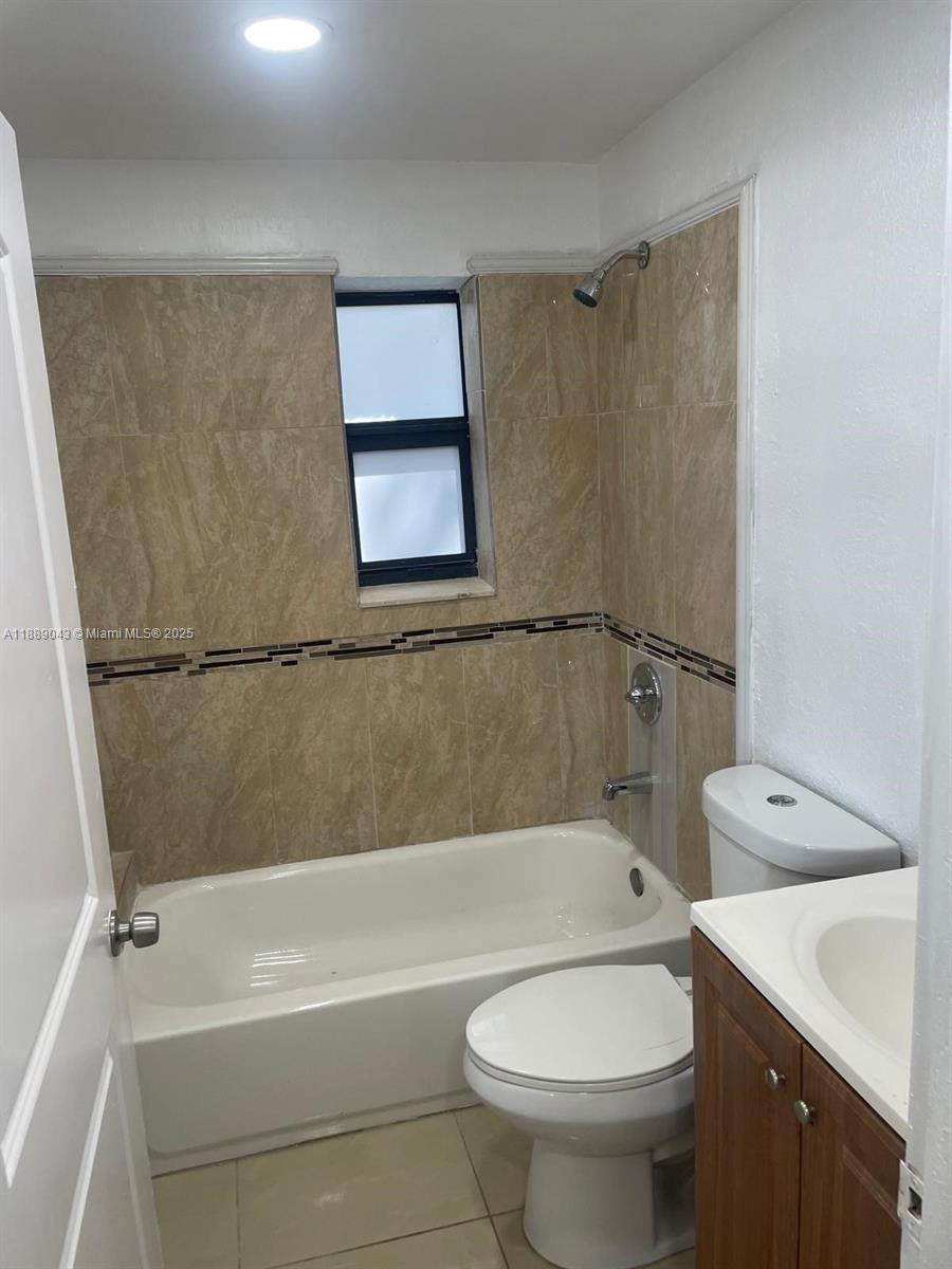 LINCOLN PARK ADD TO HOMES - Residential Lease