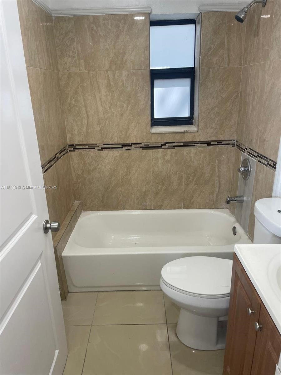LINCOLN PARK ADD TO HOMES - Residential Lease