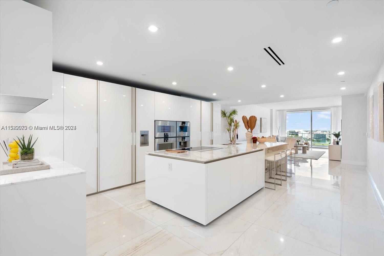 OCEANA BAL HARBOUR CONDO - Residential