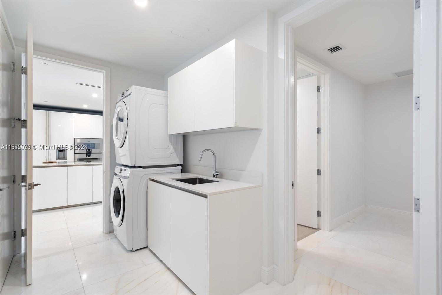 OCEANA BAL HARBOUR CONDO - Residential