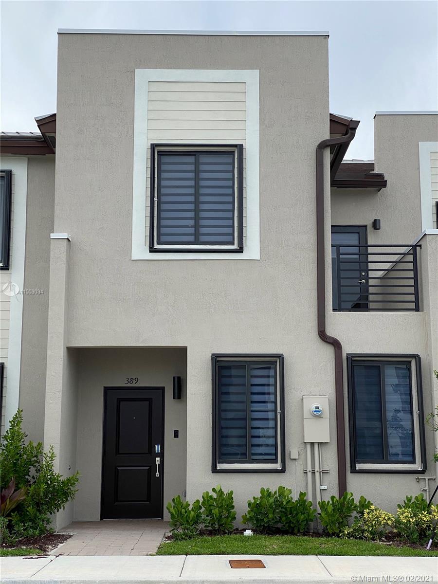 VIA VENTURA NEIGHBORHOOD - Residential