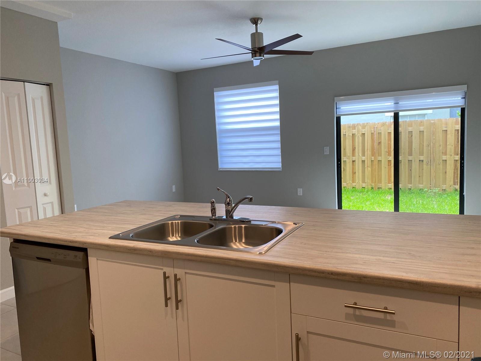 VIA VENTURA NEIGHBORHOOD - Residential