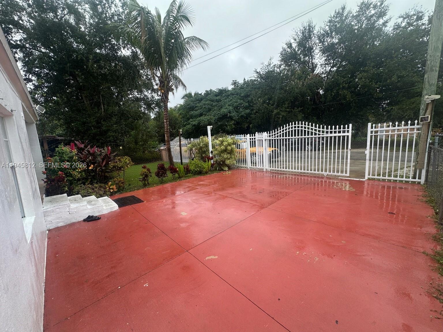 PINEWOOD PARK PL AMD 2ND - Residential