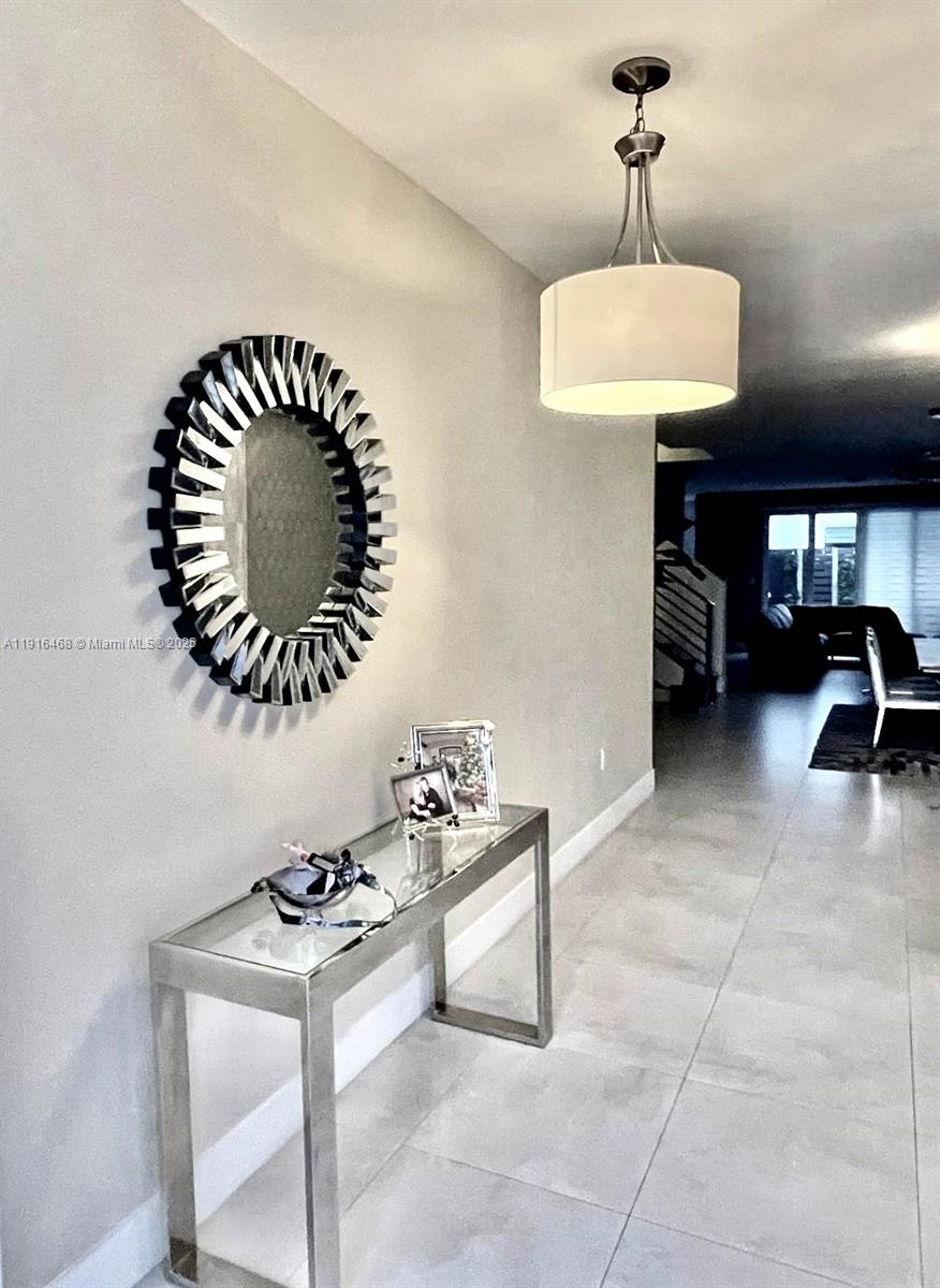 6846 NW 103rd Ave 6846