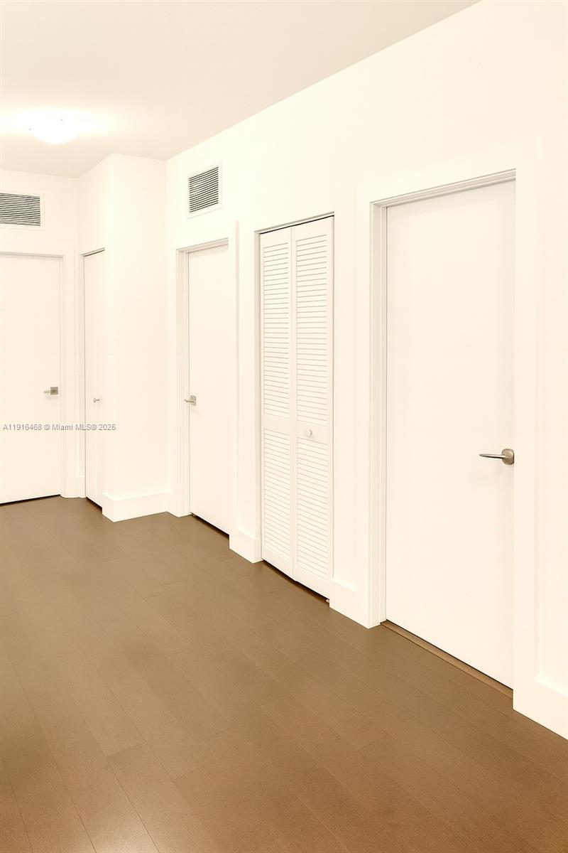 DORAL PALMS SOUTH - Residential Lease