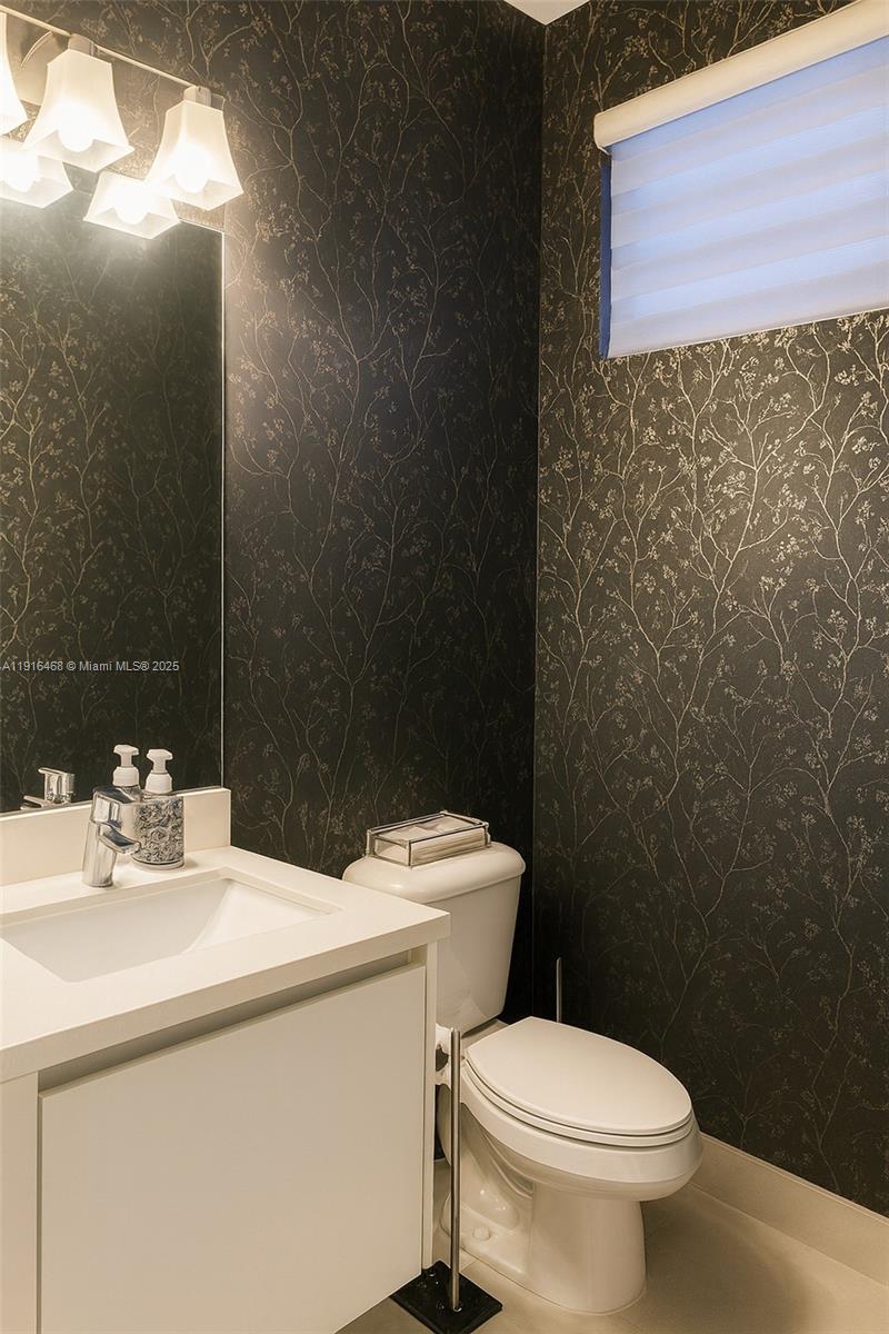 DORAL PALMS SOUTH - Residential Lease