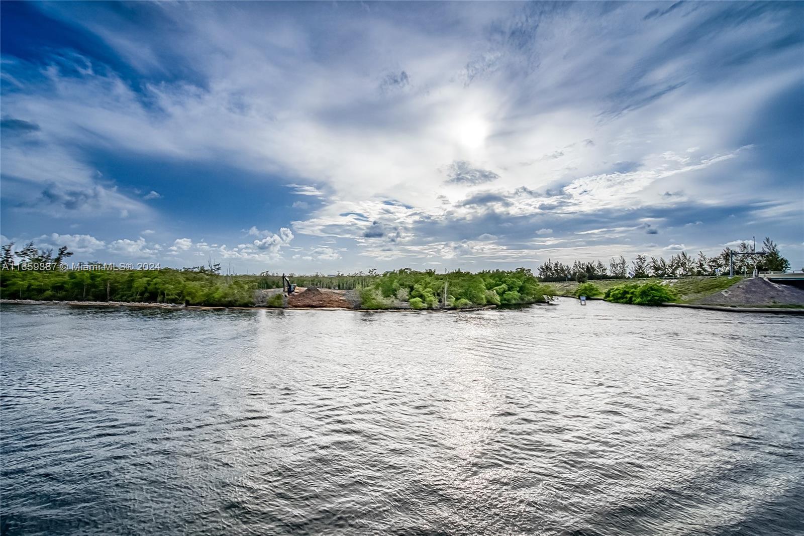 SEASIDE VILLAGE WEST COND - Residential