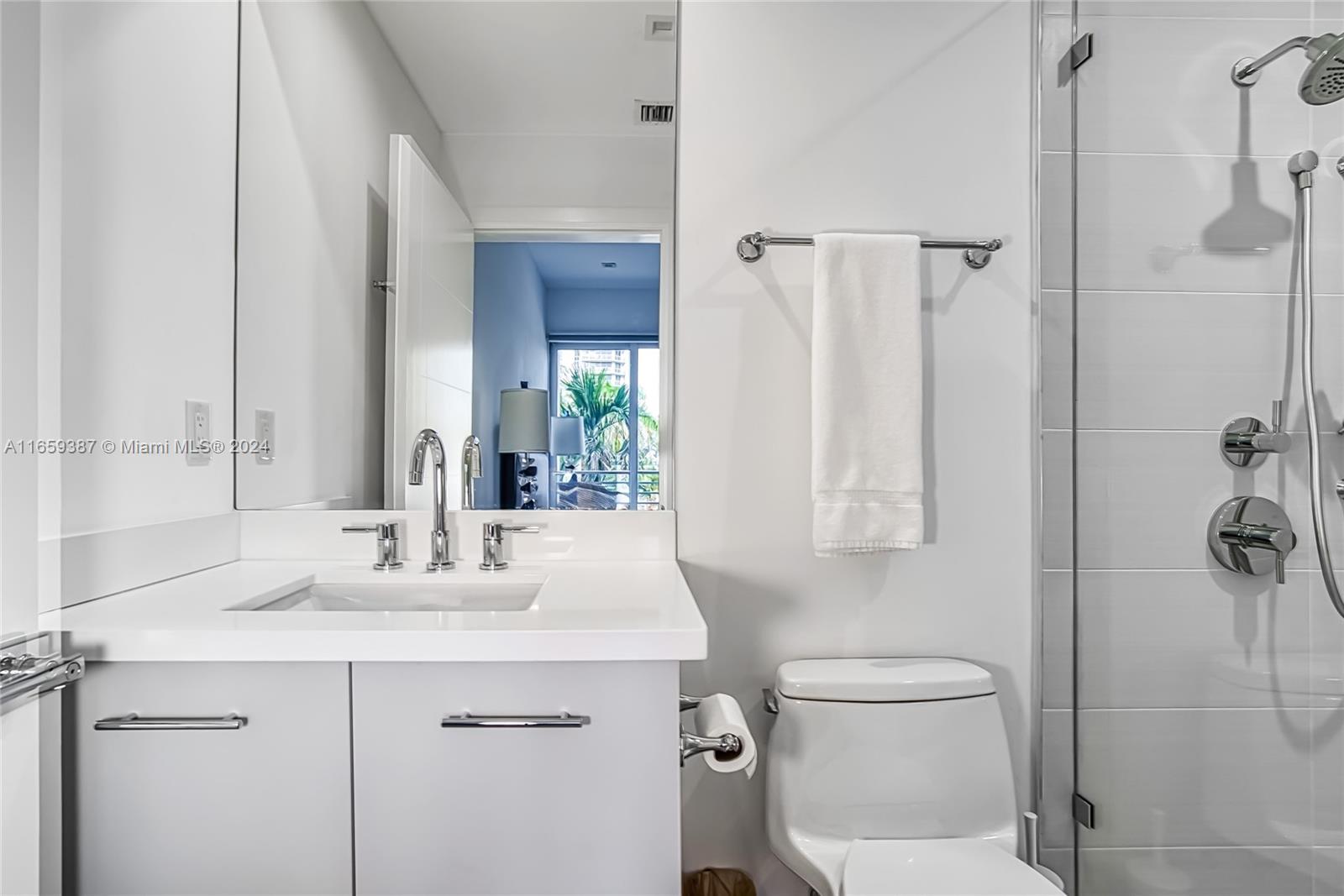 SEASIDE VILLAGE WEST COND - Residential