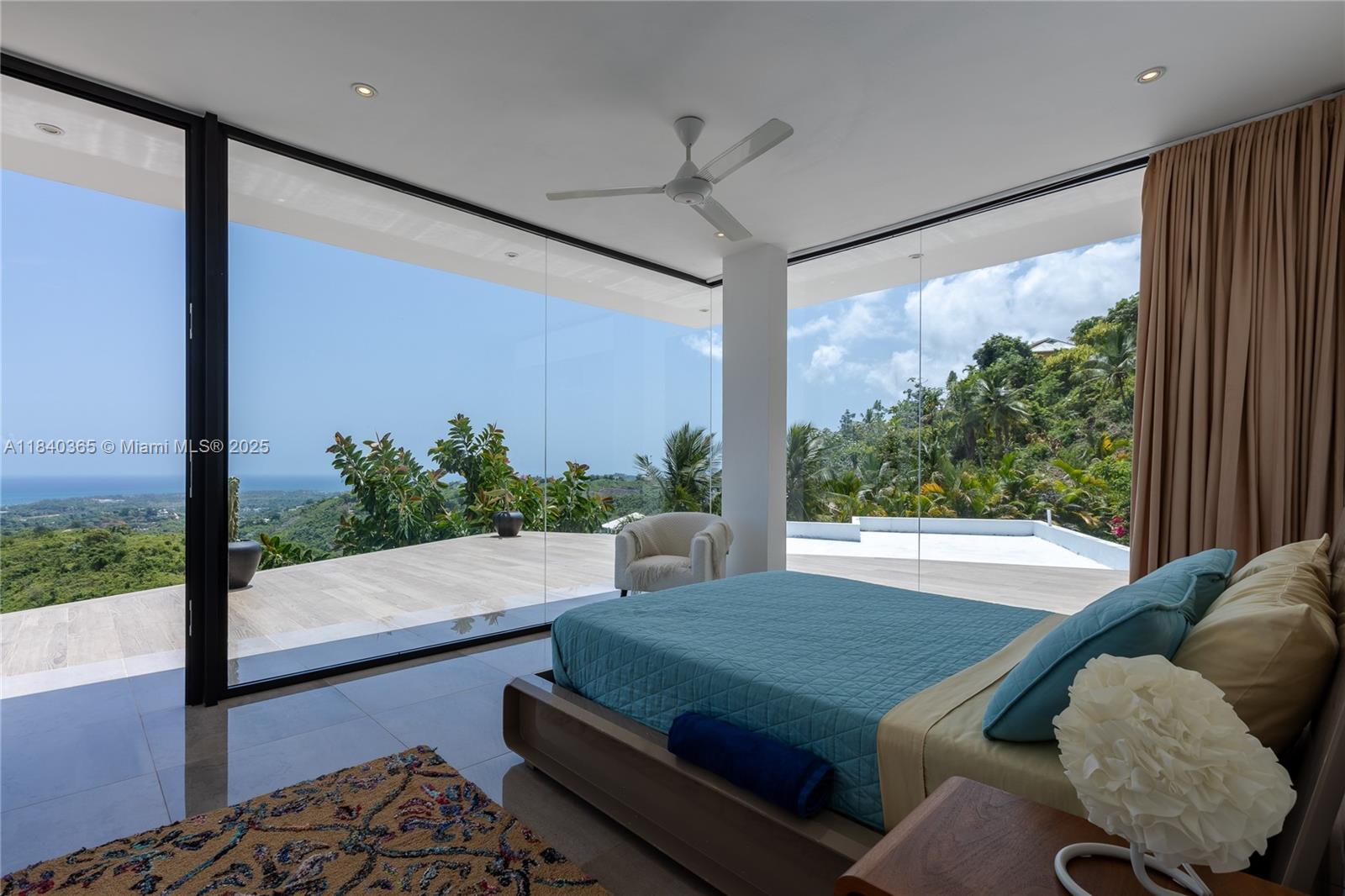 Palmar de los Nidos - Residential