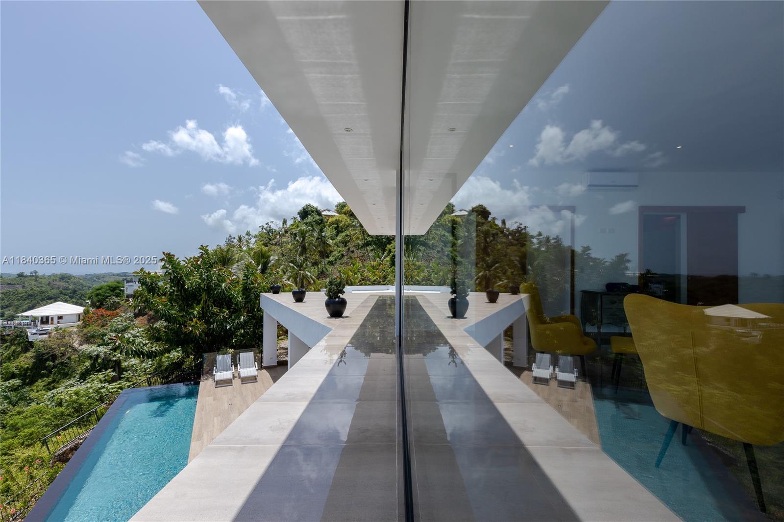 Palmar de los Nidos - Residential