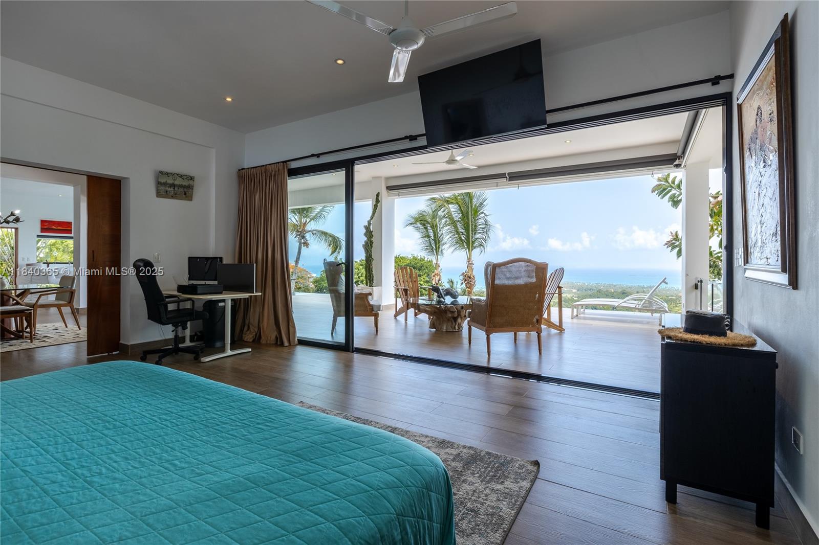 Palmar de los Nidos - Residential