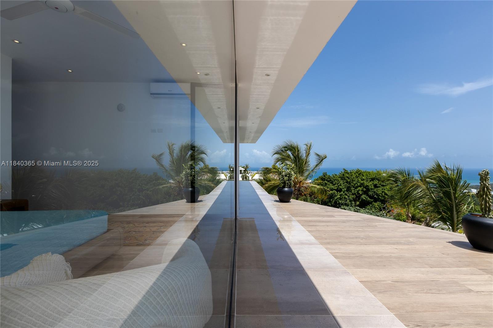 Palmar de los Nidos - Residential