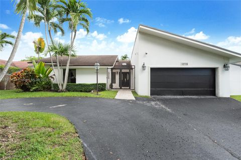 12715 SW 96th Ter Miami FL 33186