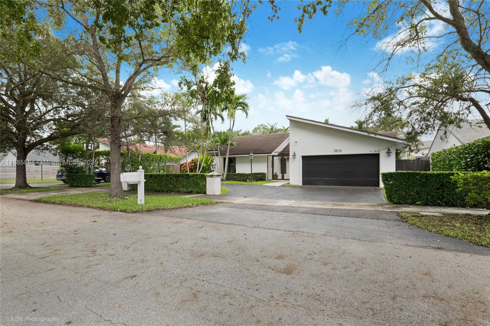 12715 SW 96th Ter