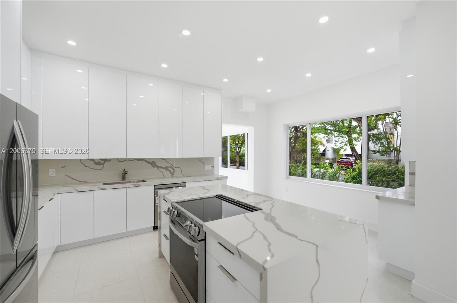 SYLVANIA HEIGHTS - Residential