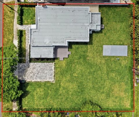 Tiny photo for 5735 SW 12th St, West Miami, FL 33144 (MLS # A12006375)