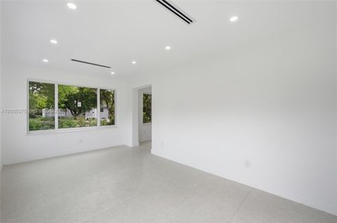 Tiny photo for 5735 SW 12th St, West Miami, FL 33144 (MLS # A12006375)