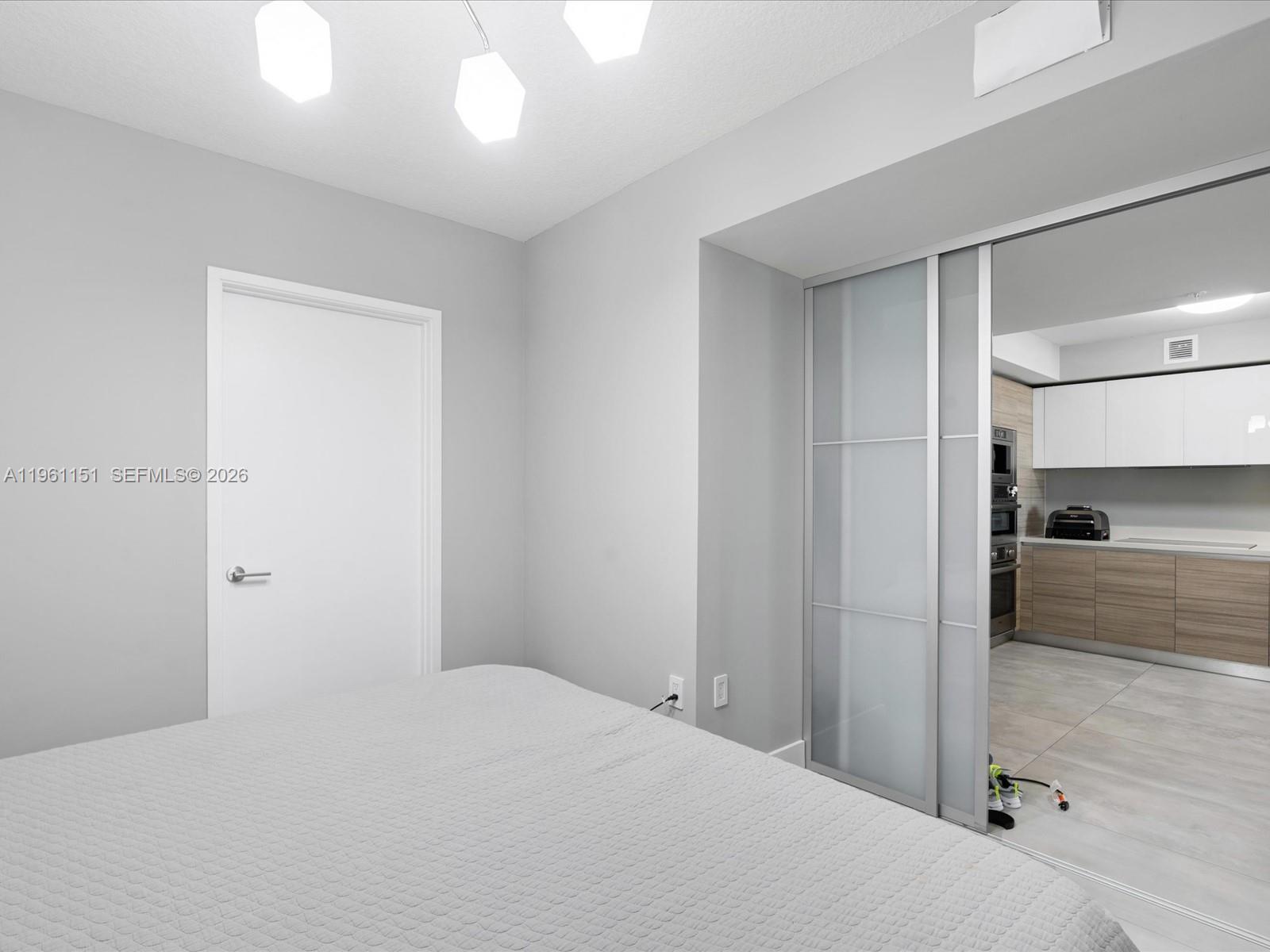 PARQUE TOWERS CONDO - Residential