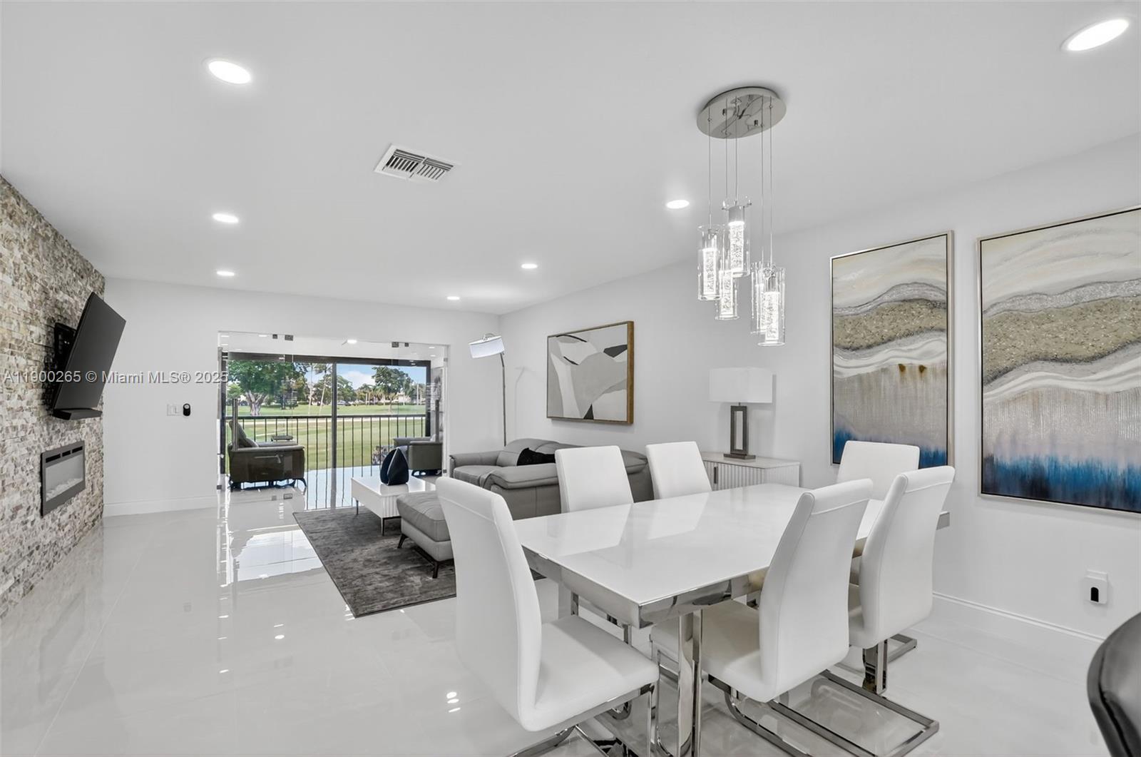 GLADES OF BOCA LAGO CONDO - Residential