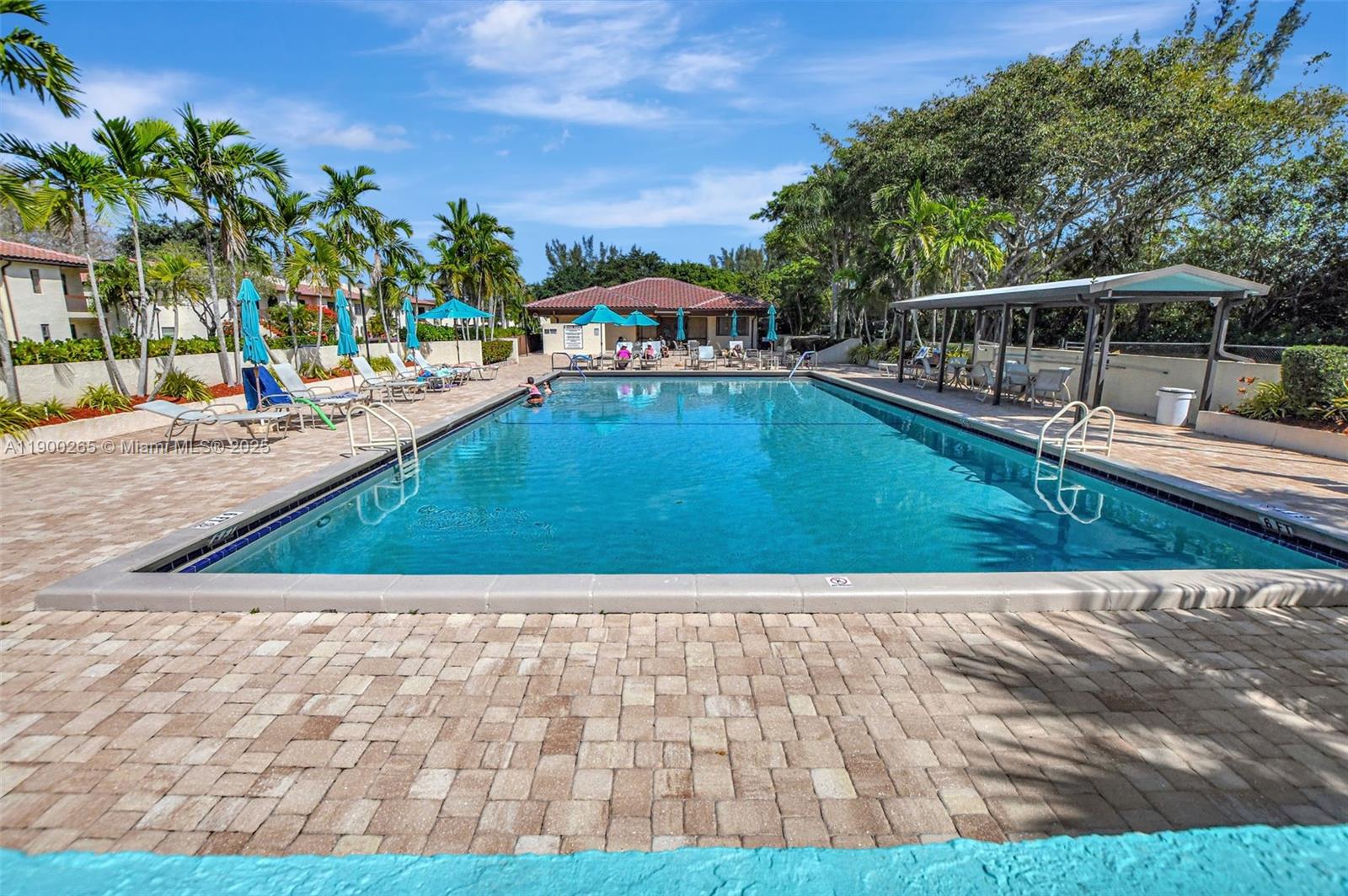 GLADES OF BOCA LAGO CONDO - Residential